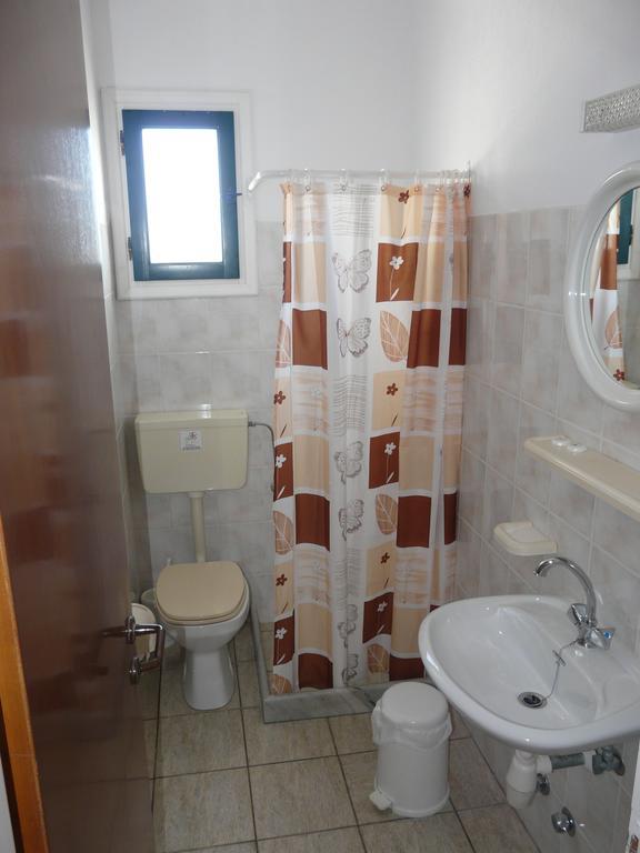 Apostolis Studios Alikí Habitación foto